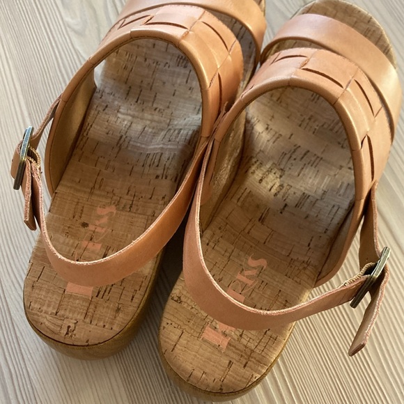 Korks Fraya Platform Wedge Sandals size 8M - Picture 2 of 6